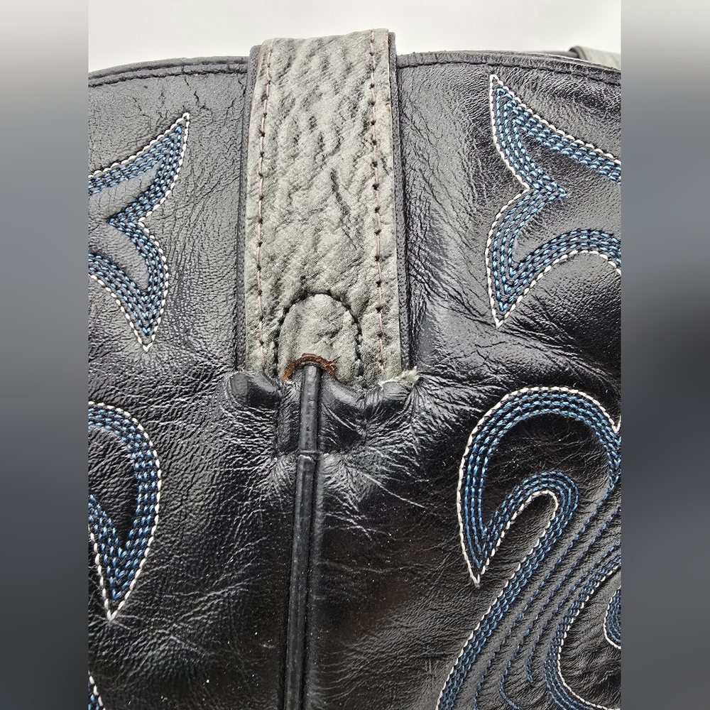 Wrangler Gray Shark Print Leather Boots - Picture 5 of 16